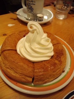 シロノワール　　大きい！