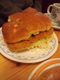 カツサンド　　ビックよ！