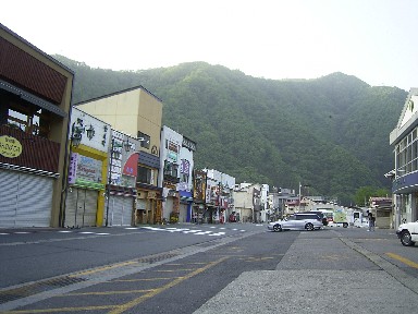 水上駅前