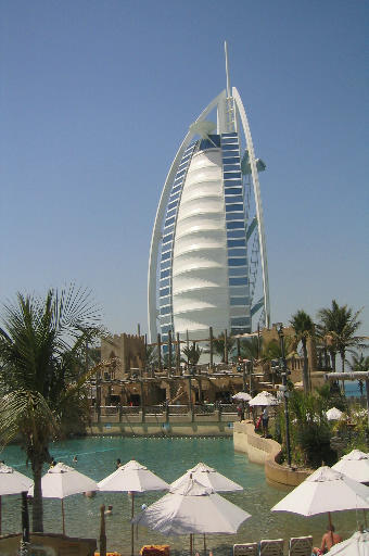 ワイルド・ワディから見たバージュアルアラブ