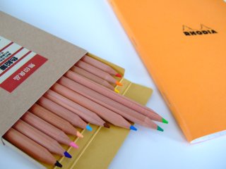 ロディアのノートと色鉛筆