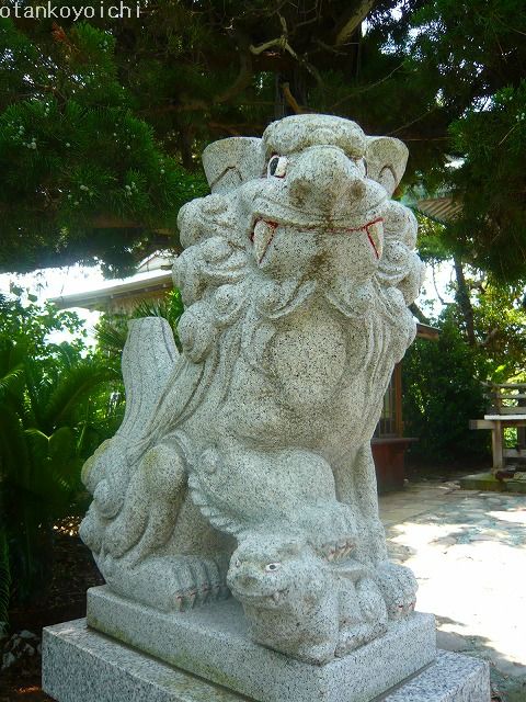 大瀬神社　新参狛犬　うん