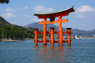 厳島神社　大鳥居１