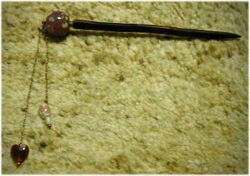 チェーンでハートをぶら下げてみました