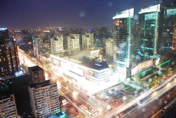 北京の夜景:現代城35階和飲輪飲から