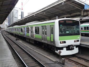 JR山手線E231系（500番台、新橋駅にて）
