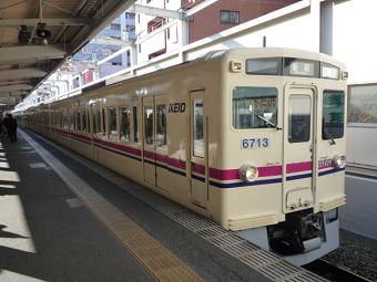 京王6000系（笹塚駅にて）