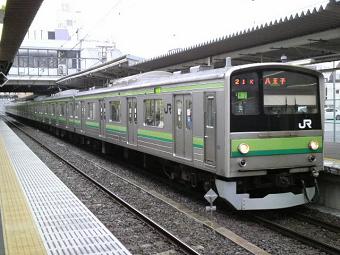 JR横浜線205系（中山駅にて）