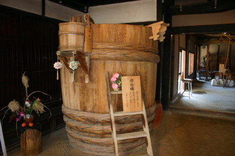 醤油樽