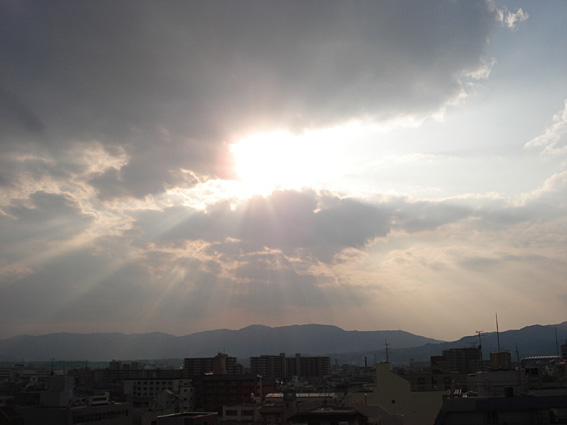 新居からみた空