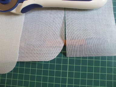 ダブルファスナーの長財布