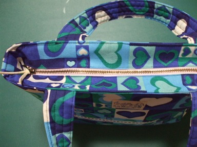 ファスナー付きお散歩バック