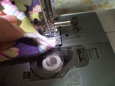 ダブルファスナーの長財布