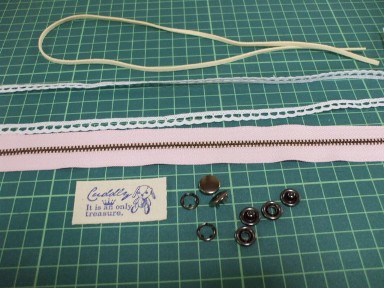 ファスナー付きお散歩バック