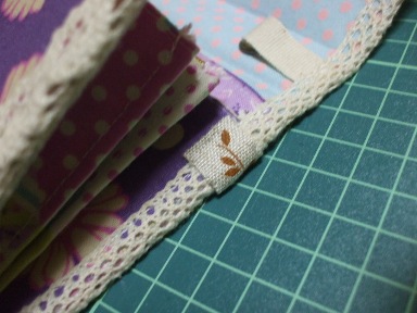 ダブルファスナーの長財布