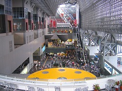 日曜日の京都駅