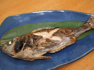 イサキ塩焼き