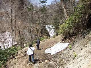滝を求めて