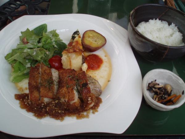チキンのランチ