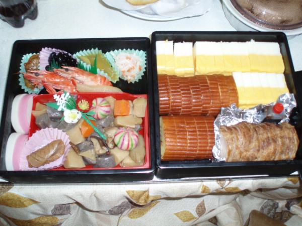 伊達巻と錦玉子は必需品