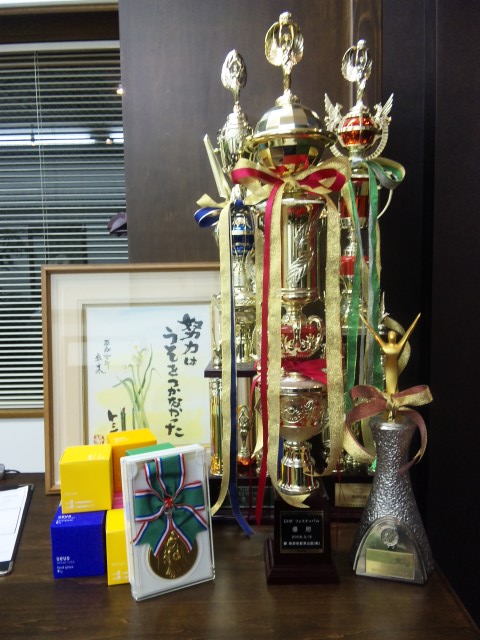 SH381087.JPG