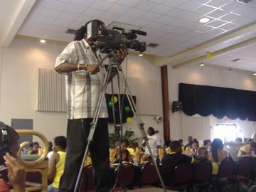 Jamaica_cameraman