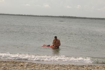 Jazz_Festival_水遊びする親子