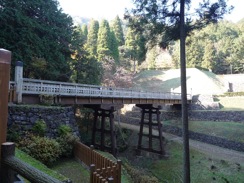 11.11.23八王子城址1.jpg