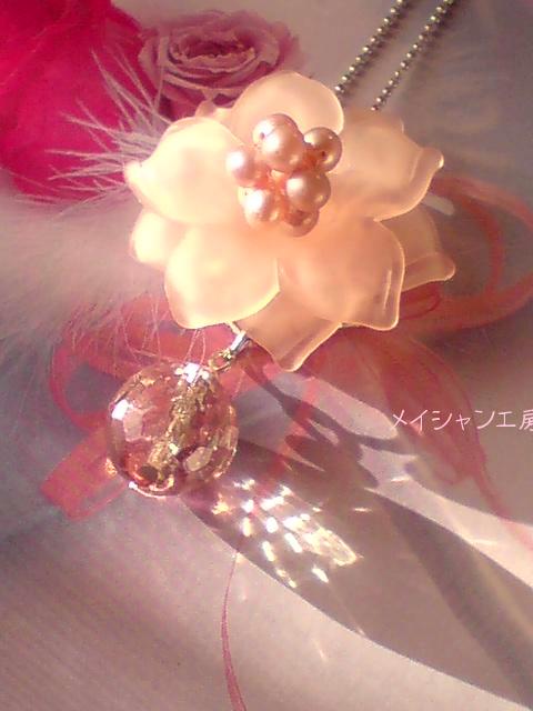 フラワーネックレス