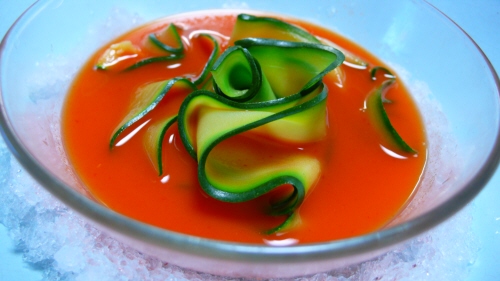 赤ピーマンの冷たいスープ.jpg