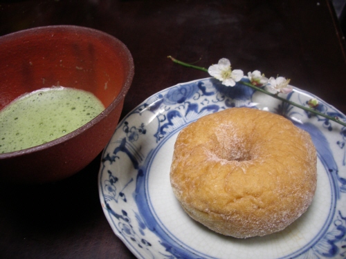 ドーナッツと抹茶.jpg