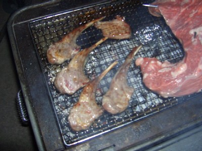 070812ＢＢＱ4副菜ラムチョップ.JPG