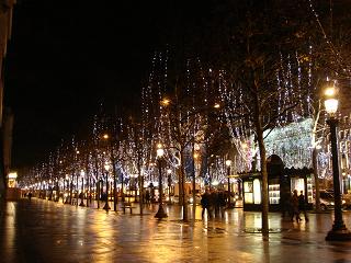 les Champs Elysees1