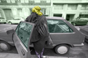 img567車乗りかけ女125.jpg