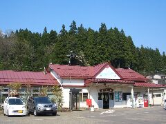 津川駅