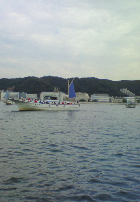 出船準備（久里浜港）