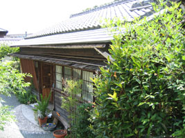 月灯りの屋根２