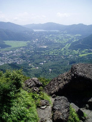 12:46 頂の岩を入れて