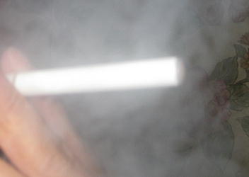 電子ﾀﾊﾞｺ02