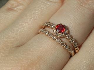 重ね着けベーネ-レディッシュサファ１