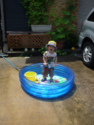 水遊びけいごん２