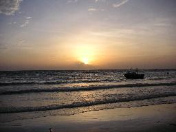 タイ タオ島Sairee Beach の夕日