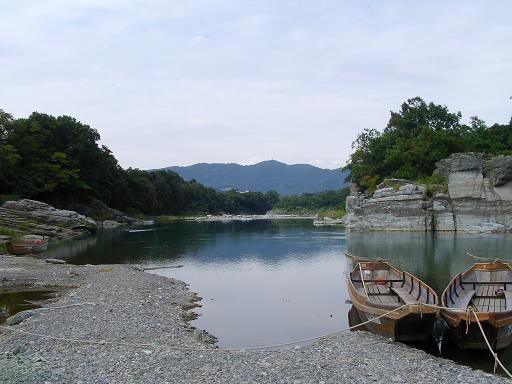 川