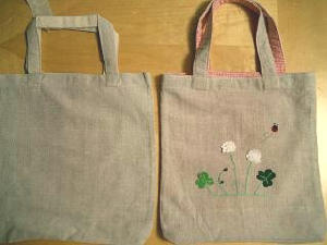 クローバーのバッグ