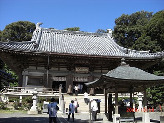 立派な寺