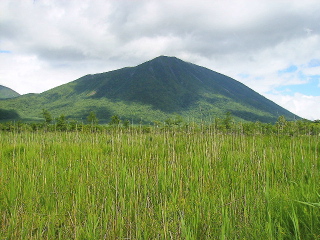 戦場ヶ原からみた男体山　その２