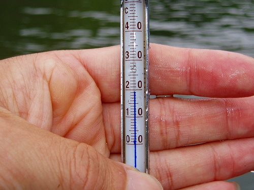 20100609nazo水温19.5℃