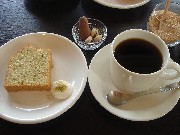 ケーキとコーヒー