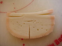 かまぼこを切るの