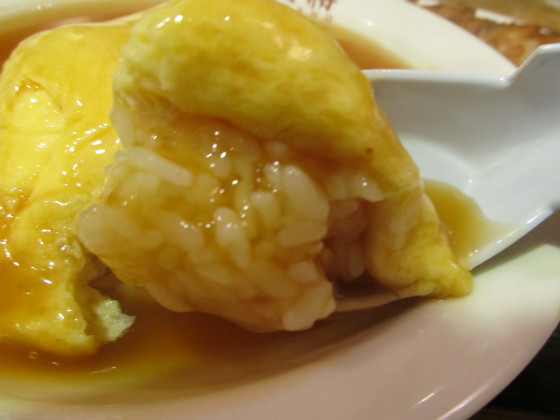 111203_2-12_大阪王将_ふわとろ天津飯アップ.jpg